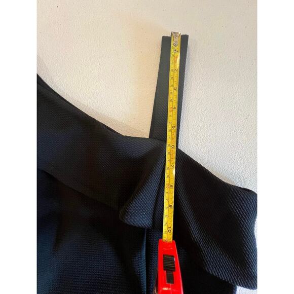 022 Thalia Sodi Ruffled One Shoulder Fit Flare Black Size M Top - Picture 6 of 6